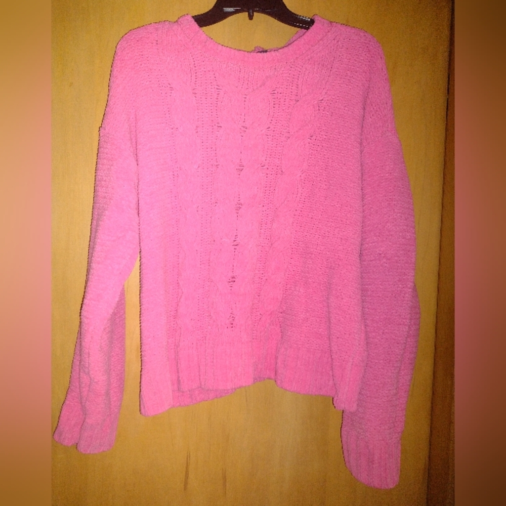 American Eagle Pink Sweater Size Large